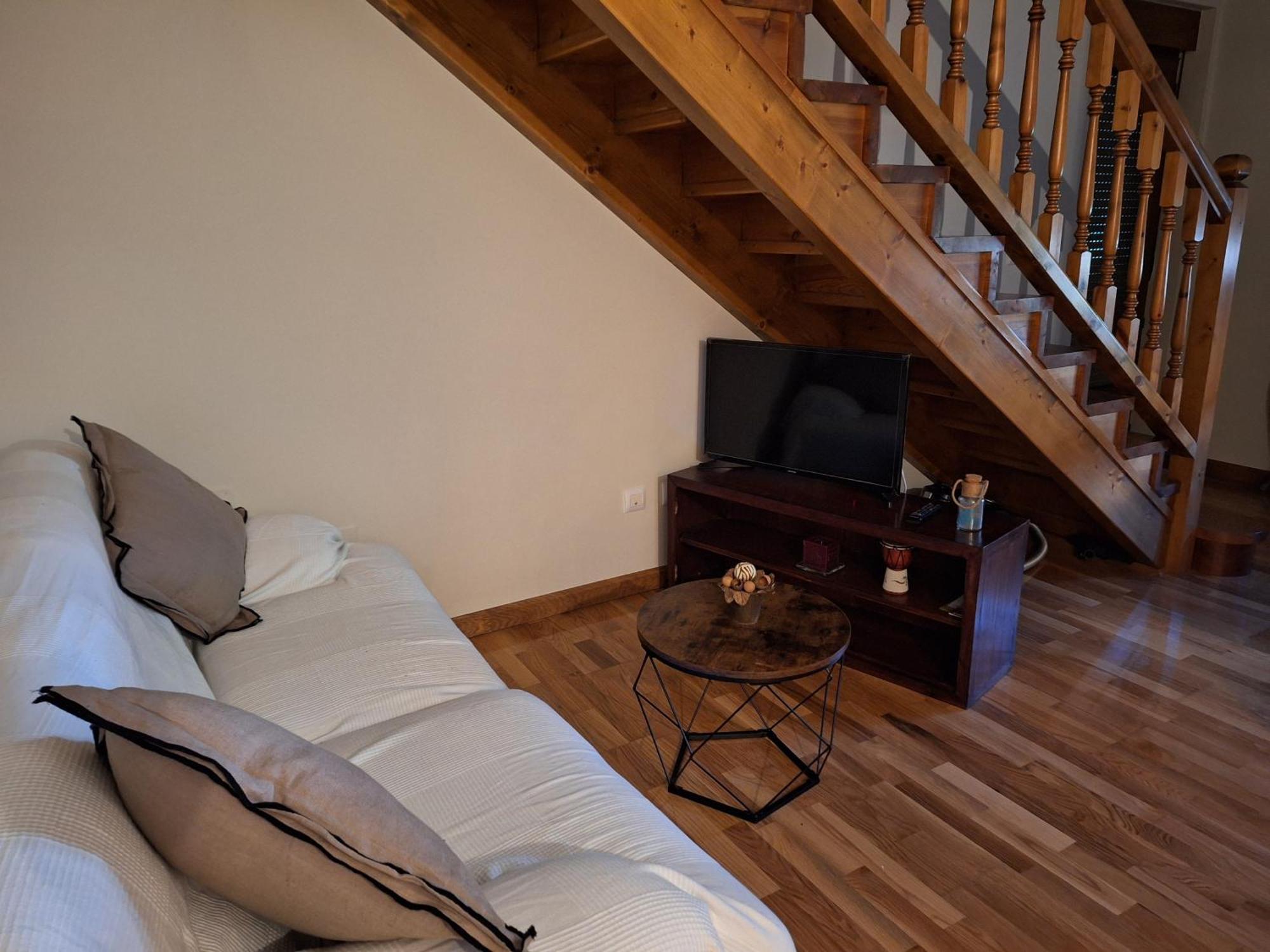Entre Potes Y Picos Con Wifi Y Garaje Apartment Turieno Exterior photo