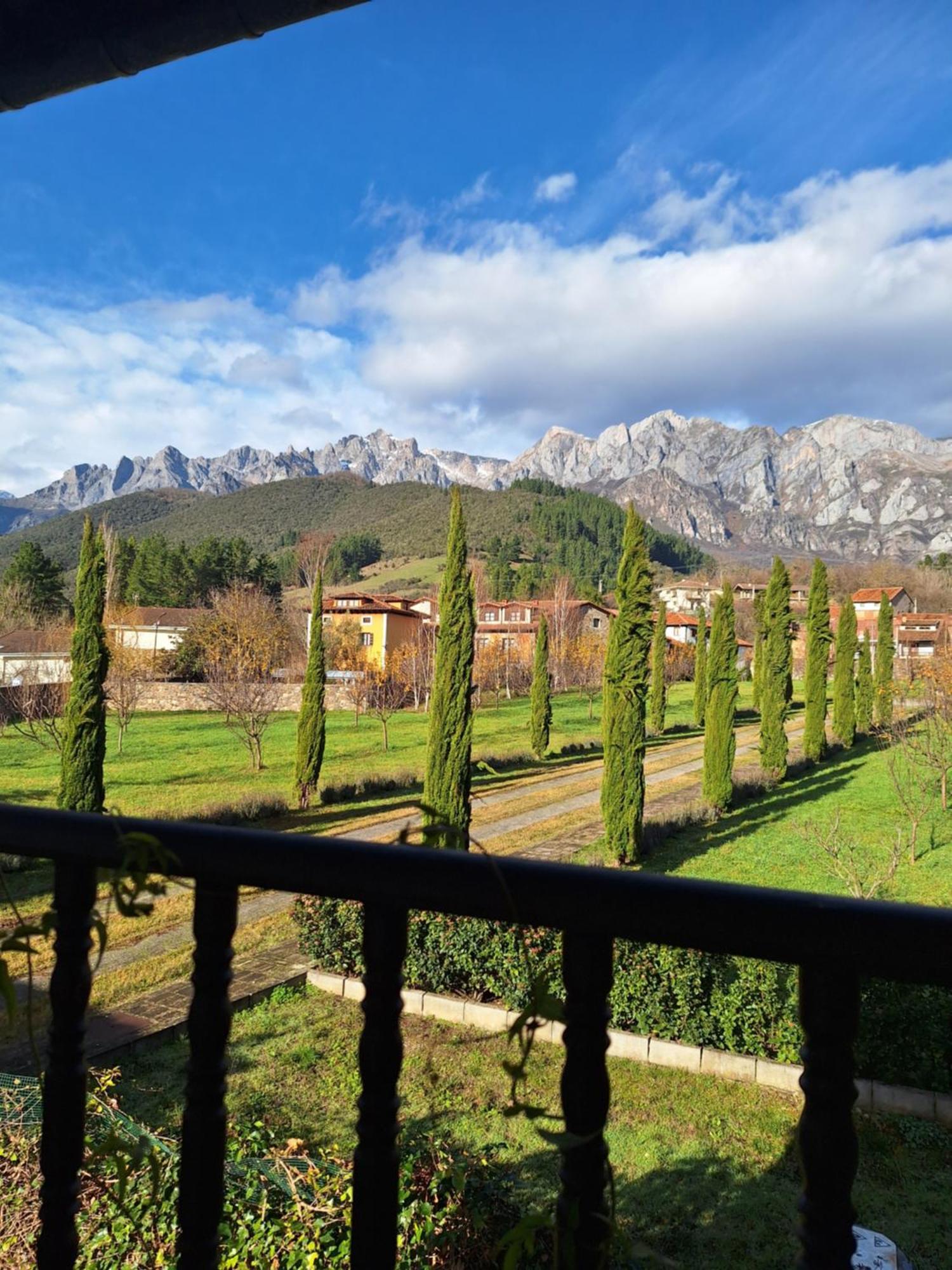 Entre Potes Y Picos Con Wifi Y Garaje Apartment Turieno Exterior photo
